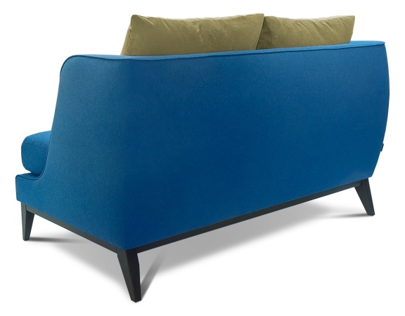 Диван Cityscape 2 с квадратными подушками