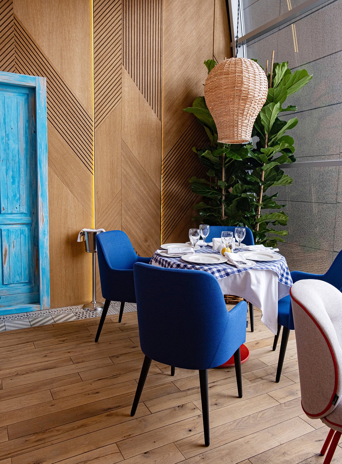 Ресторан "КЛЕВО"  (г. Москва, ТЦ Европейский)