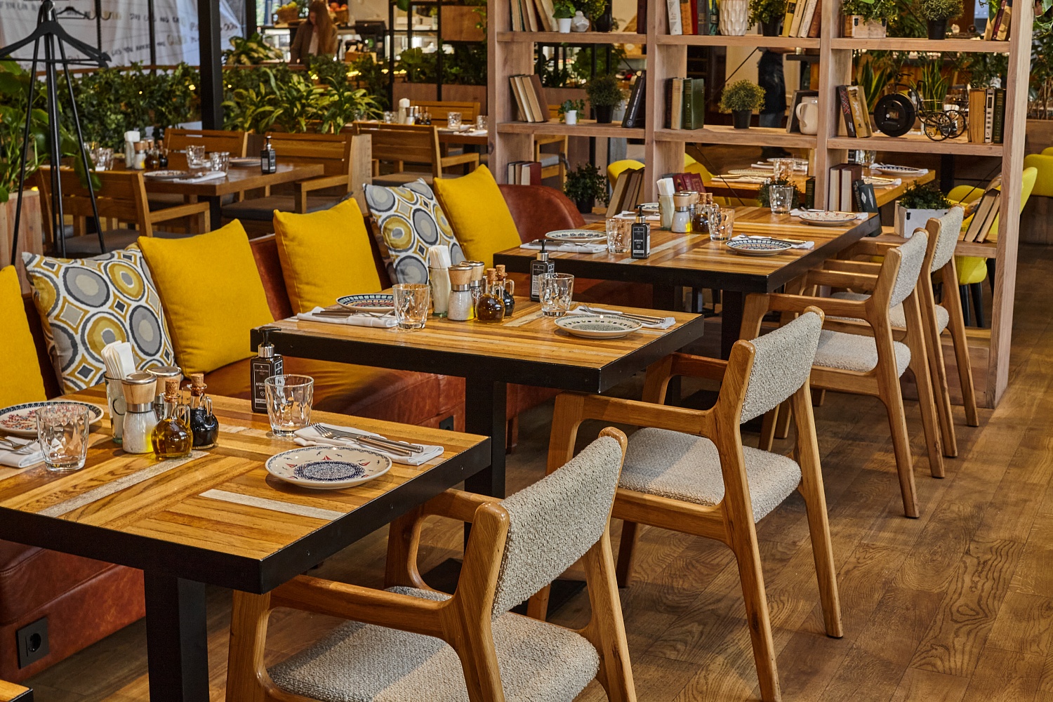 Ресторан "Сыроварня" на Усачевском рынке (Москва)