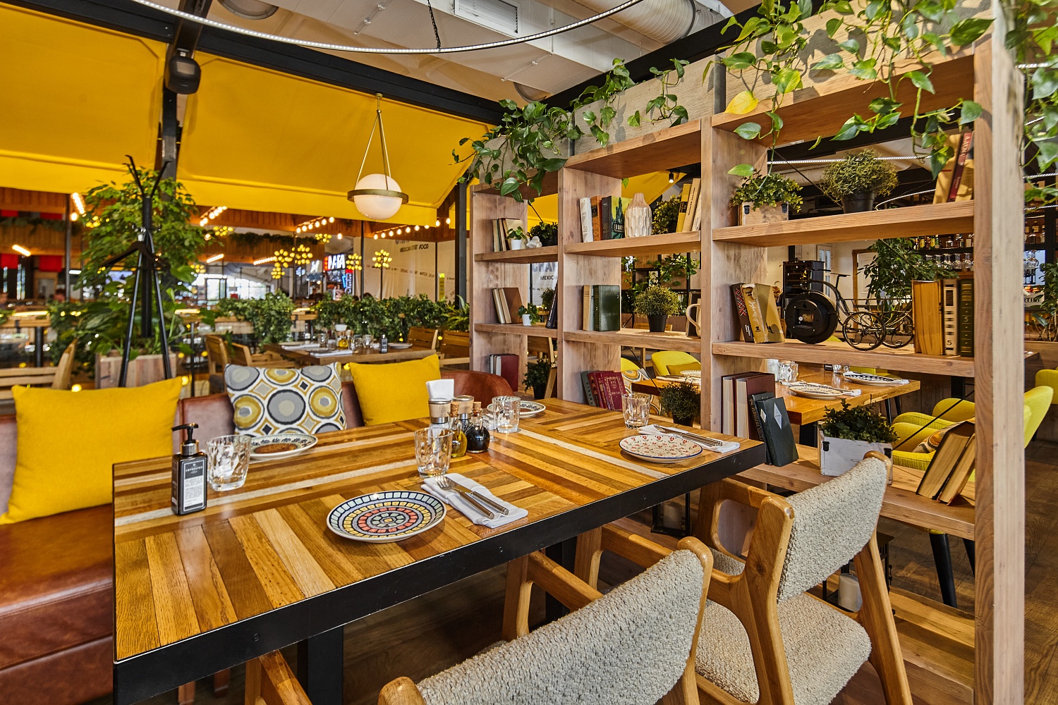 Ресторан "Сыроварня" на Усачевском рынке (Москва)