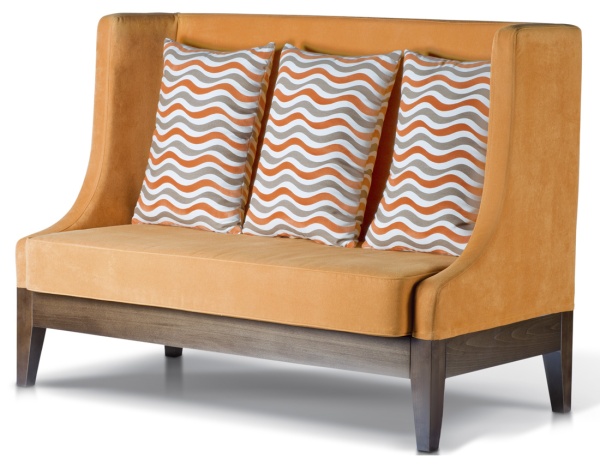 Диван Luigi с бледно-оранжевой спинкой